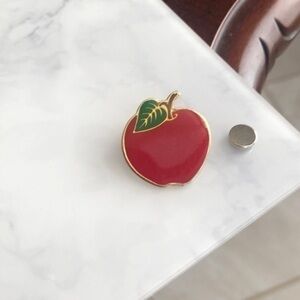 Apple Pin